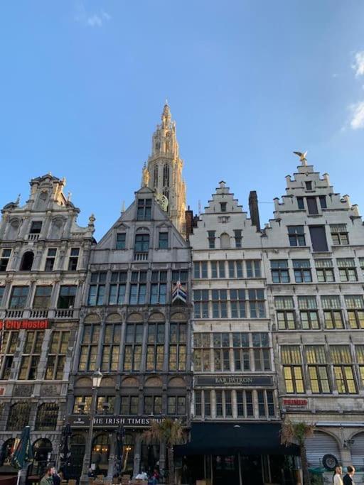 Hippe Studio In Historisch Gebouw In Oude Centrum Antwerpen Exteriör bild